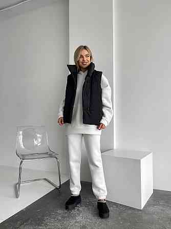 Жіноча тепла жилетка на змійці без капюшона плащівка на синтепоні Чорний, 42/44 Одеса