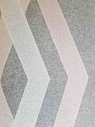 Шпалери вінілові на флізелін Marburg 82155 Giulia геометрія смуги зигзаг бежеві, сірі рожеві на сірому Київ