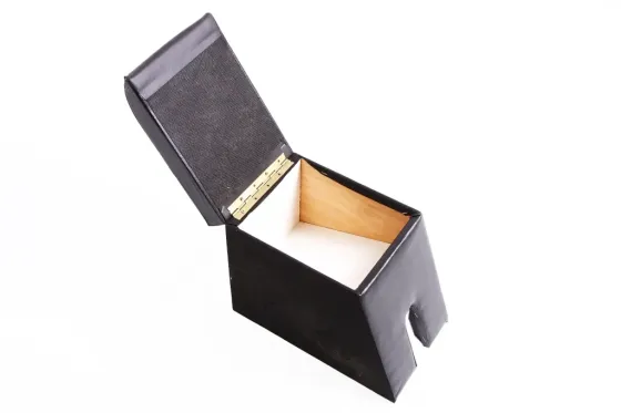 Подлокатник універс. (бар) 2101 з Іном. сидіньками вишивкою Lada Maxi чорний Вінниця