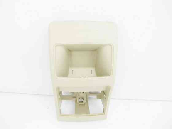 Mercedes-Benz  A1766803201 8L36 Декоративна накладка торця підлокітника ззаду під попільничку CLA Shooting Brake X117 CLA C117 A-class W176 Одеса