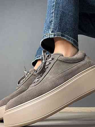 Кеды женские Hengji 536-10 замшевые на платформе с окантовкой бежевые, 39, 25 см Киев