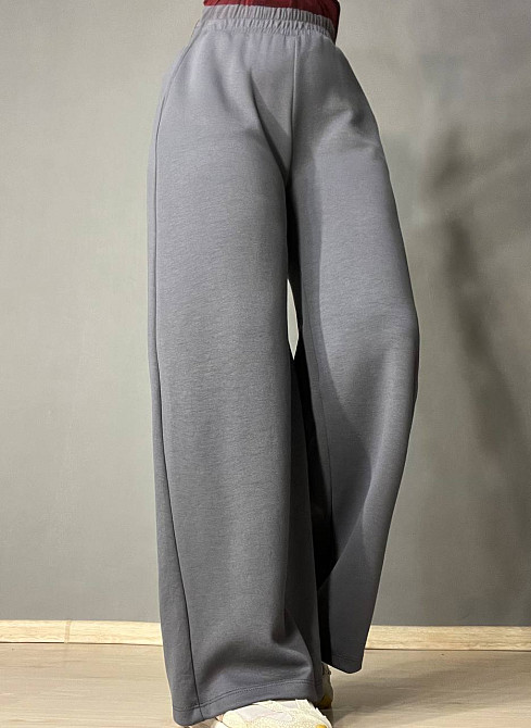 Штани жіночі CREP 82171 палаццо на резинці з кишенями вільні від стегна біфлекс графіт, графіт, S Київ - фото 17