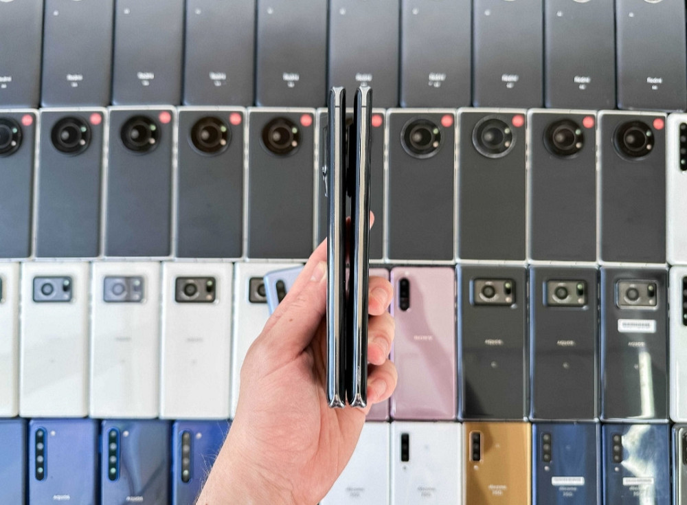 Sharp Aguos R6 12/128Gb Black Trade in.Гарантия. Киев - изображение 8