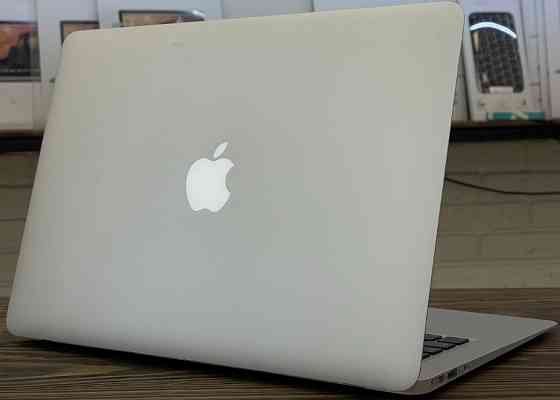 Ноутбук MacBook Air 13 2012 1.8 i5 4/250Gb. Харьков
