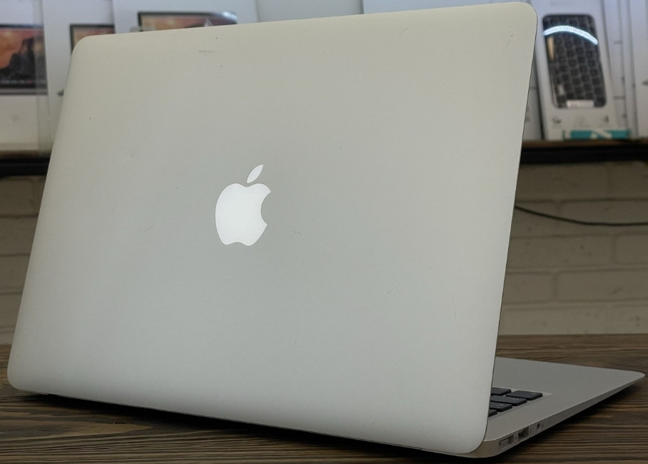 Ноутбук MacBook Air 13 2012 1.8 i5 4/250Gb. Харьков - изображение 1