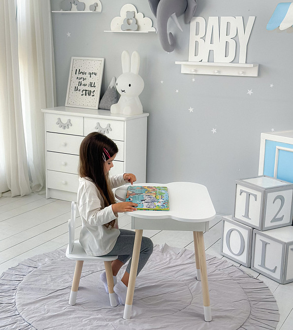 Столик хмаринка з відкидною нішею 54х68х50 і стільчик корона 26х26х24, стіл та стілець в дитячу, білий Кам'янське - фото 9