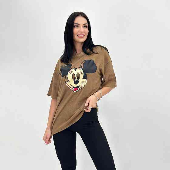 Женская футболка с рисунком 