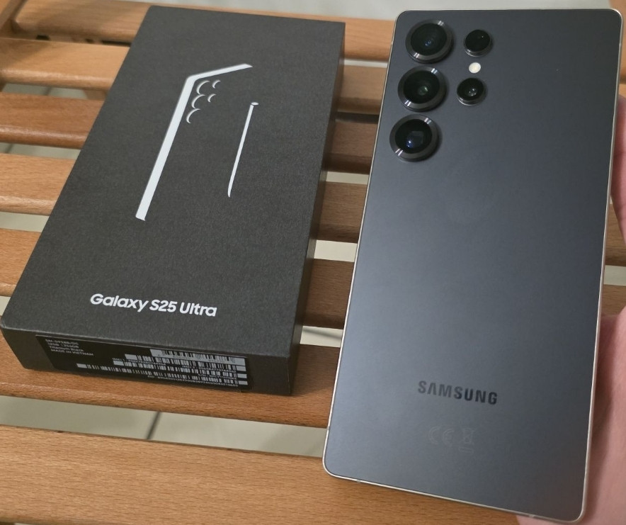 Новий на гарантії повний рік Samsung Galaxy S25 ultra 12/256 GB. Київ - фото 4