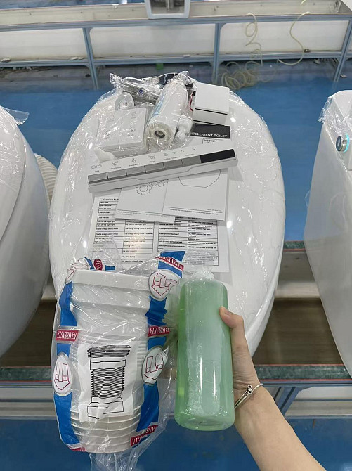 Розумний смарт унітаз GYE 964F з автоматичним відкриттям, підігрівом сидіння, нічним підсвічуванням та УФ-стерилізацією Київ - фото 9