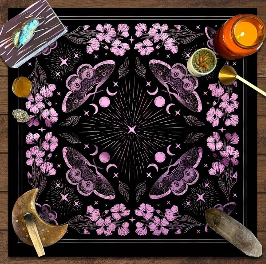 Алтарная скатерть с бабочкой и цветами для карт Таро и Рун. Скатерть для гадания 49*49 см. Киев - изображение 1