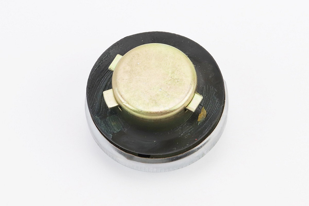 Кришка бака кругла з ключем Киев - изображение 2