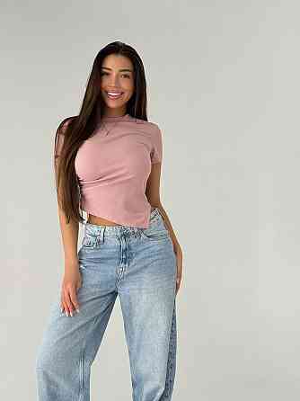 Женская базовая футболка с акцентным низом в виде треугольника креп-дайвинг Пудра, 46/48 Одесса