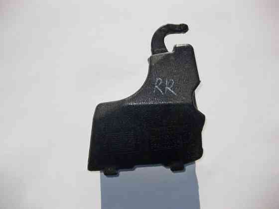 Mercedes-Benz  A2057350686 Пінопластовий ущільнювач внизу задніх правих дверей передня частина C-Class W205 Одеса