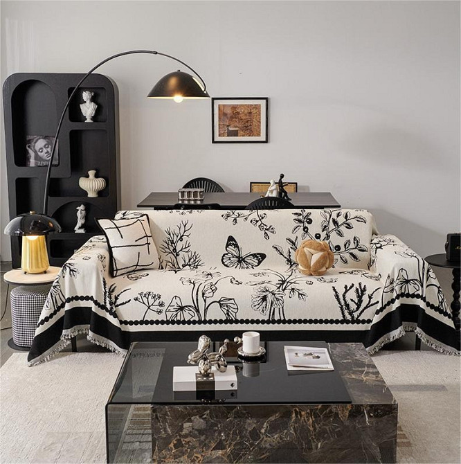 Плед покрывало на диван или кровать,чехол накидка 180х230 см для мягкой мебели узор бабочка,черный Каменец-Подольский - изображение 2