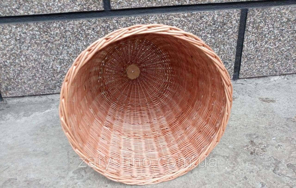 Світильник плетений із лози у кафе Київ - фото 2