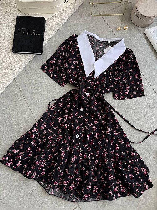 Женское принтованное мини платье на пуговицах с белым воротником турецкий штапель / софт 44/46, Черный Одесса - изображение 8