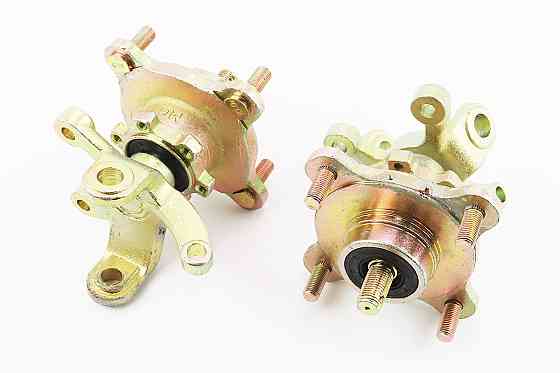 Цапфа (поворотний кулак) ATV 150-250 правий + лівий в зборі з маточкою (на 4 болти) під дискове гальмо (вісь 17мм) Київ