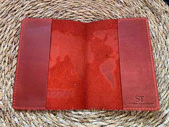 Красная кожаная обложка на паспорт карта мира ST Leather Киев