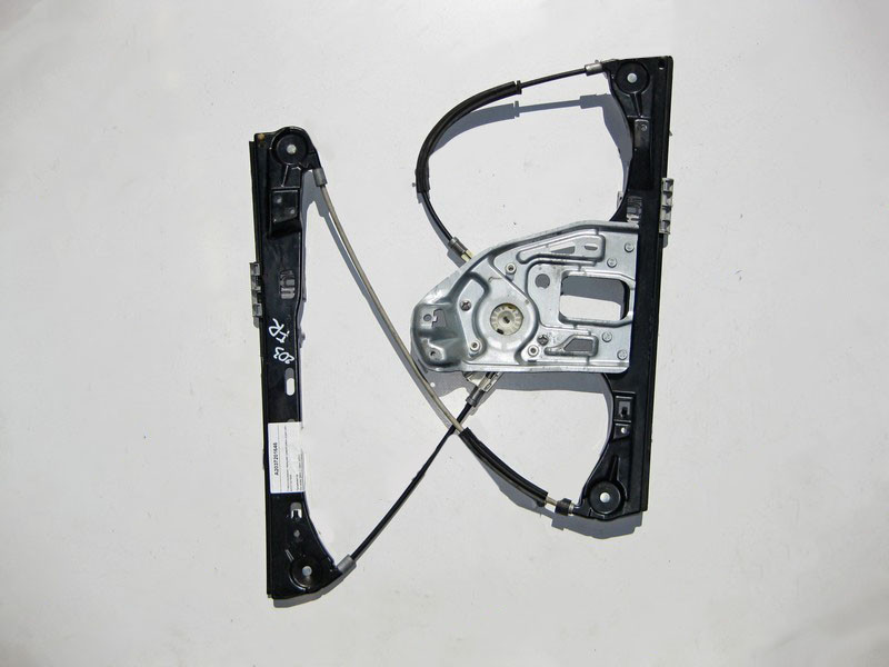 Mercedes-Benz  A2037201646 Склопідйомник передніх правих дверей C-Class W203 до рестайл Одеса - фото 1