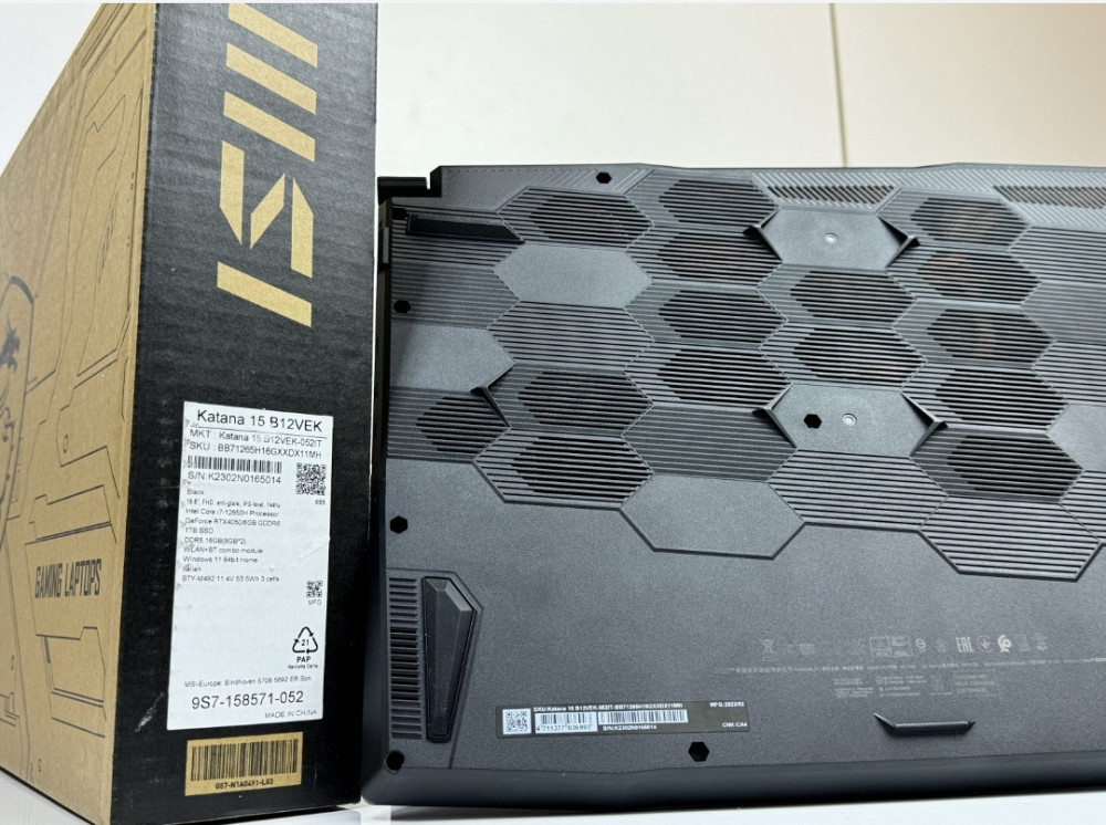 MSI Katana 15 B12VEK-052IT i7 1TB RTX 4050 Новый Игровой ноутбук Киев - изображение 4
