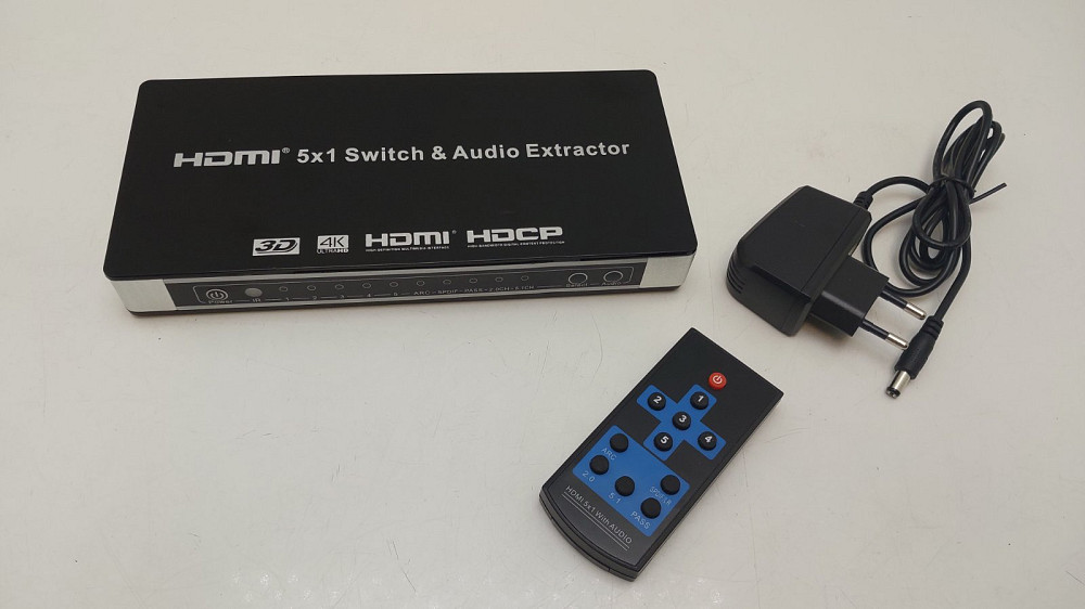 HDMI-комутатор 5x1 з функцією виведення аудіо (ARC) 4K@60 Гц (товар вживаний) Луцьк - фото 1