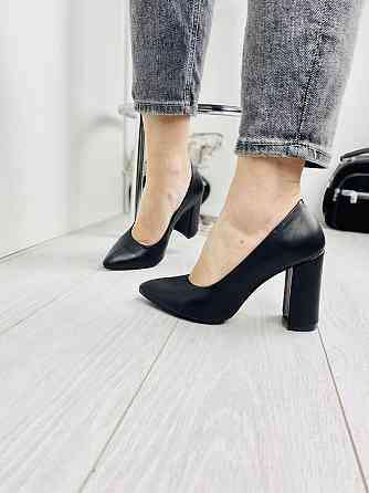 Ilona Туфлі жіночі ILONA чорні натуральна шкіра каблук 9.5 см розміри 36-40 (3192) Коломия