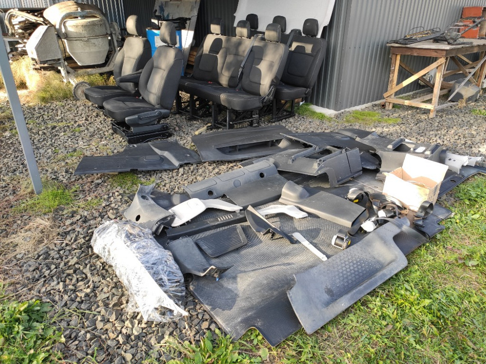 Салон Renault Trafic III 2014-2021 (довга база) Ковель - фото 2