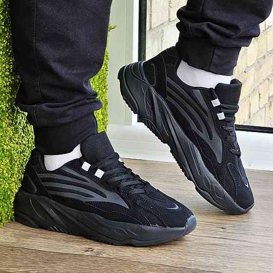 Кросівки Adidas Boost 700 Чорні Чоловічі Адідас Замшеві (розміри: 41,42,43,44,45,46) - 66-6 Дніпро