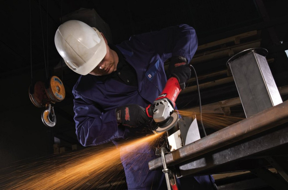 Шліфмашина кутова MILWAUKEE, AGV 17-125 XE, 1750Вт, діаметр 125 мм (захисний кожух, кабель 4м, бокова Одеса - фото 4