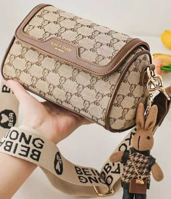 Женская сумка кросс-боди через плечо с брелоком. Харьков - изображение 6