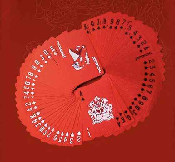 Гральні карти Червоні Сміла