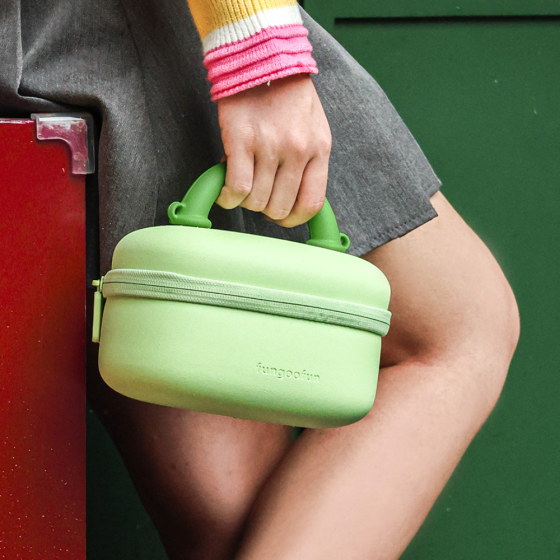 Сумка силіконова жіночий клатч на ремінці з ручкою водонепроникна сумочка Fungoofun, повсякденна, зелена Кам'янець-Подільський