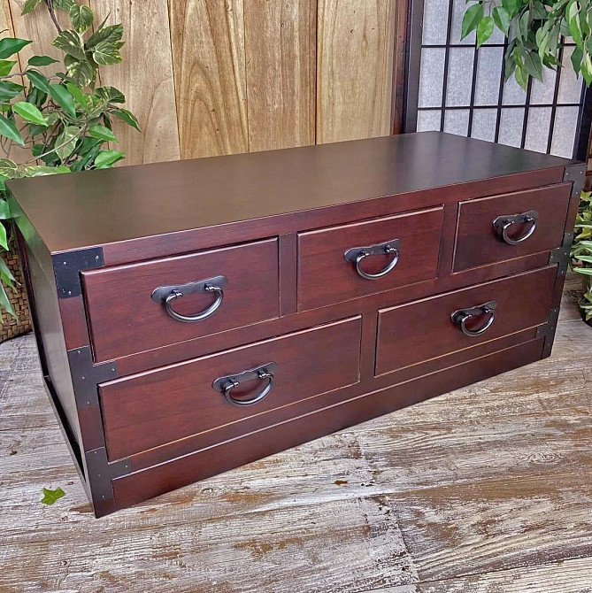 Комод тансу 