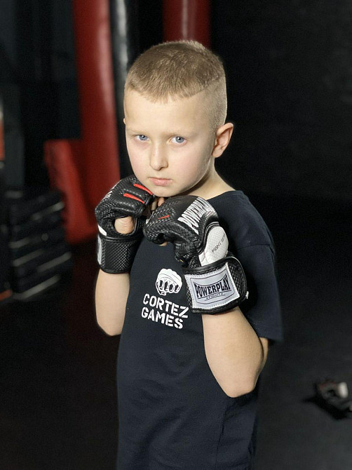 Рукавиці для MMA PowerPlay 3075 Чорні-Білі M (капа в подарунок) Луцьк - фото 8