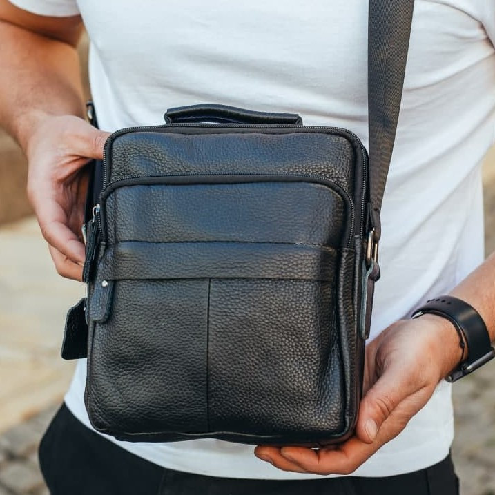 Чорна шкіряна сумка через плече для чоловіків Київ - фото 2