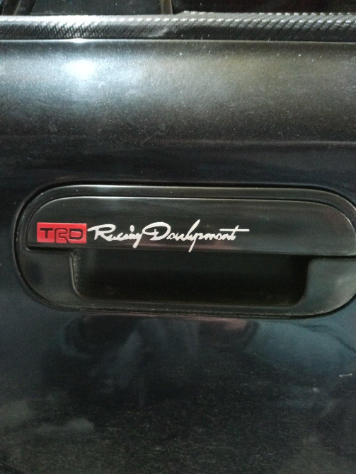 Наклейка на ручки авто Trd номер 7 Белая светоотра Киев - изображение 8