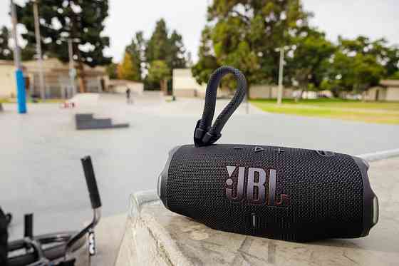 Портативна акустика JBL Charge 6 Squad (JBLCHARGE6SQUAD) (7106536) Київ