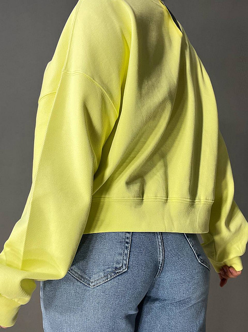 Свитшот женский U S 36918 оверсайз рубчик диагональ вышивка 