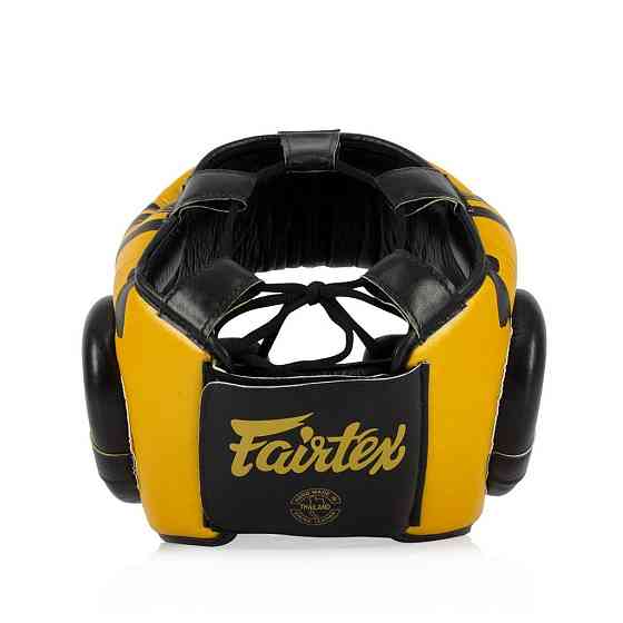 Боксерський шолом Fairtex HG16 Gold M Кам'янське