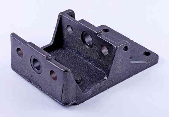 Кришка задня корпуса КПП на КПП/6 Мукачево