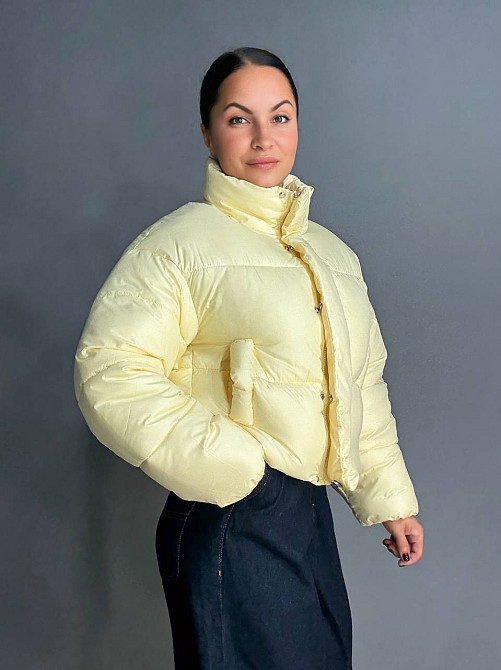 Куртка жіноча Haiziyuan 8606 коротка пуффер з коміром жовта, жовтий, M Київ - фото 16