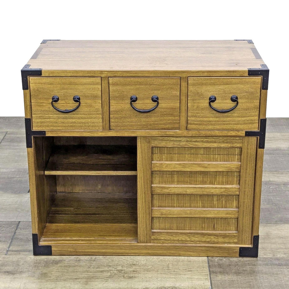 Комод тансу 