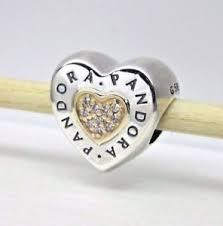 Серебряный шарм Пандора  