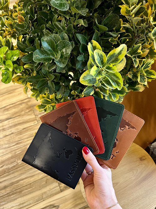 Обкладинка для паспорта зі шкіри з написом Ukraine Київ - фото 1