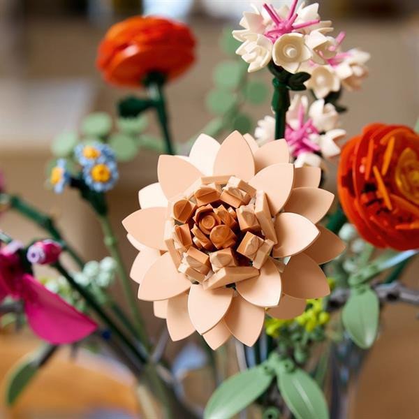 Конструктор LEGO Botanicals Милий рожевий букет квітів 749 деталей (10342) Харків - фото 5