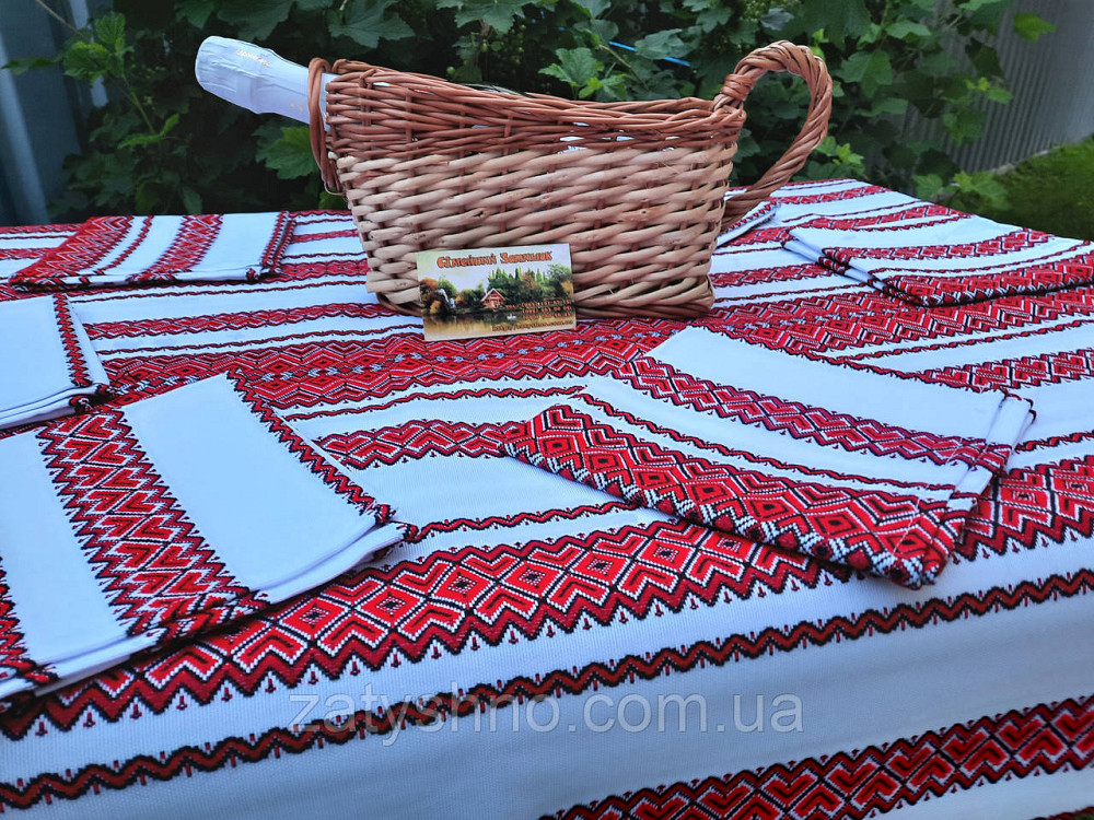 Скатертина з вишитими серветками червона Київ - фото 7
