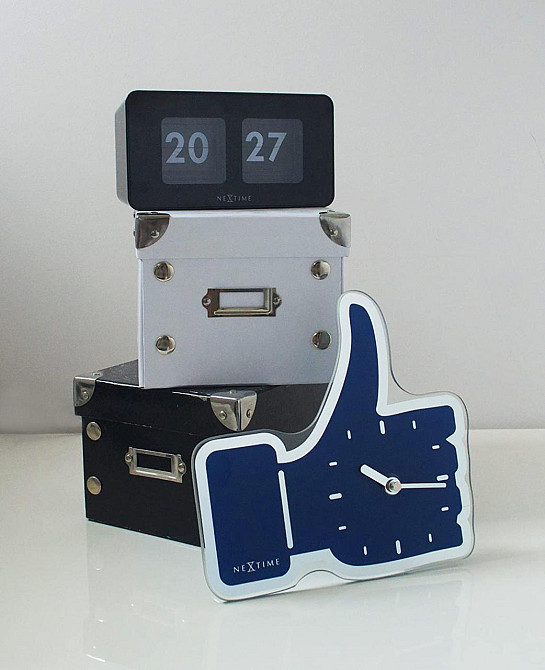 Настінний годинник 