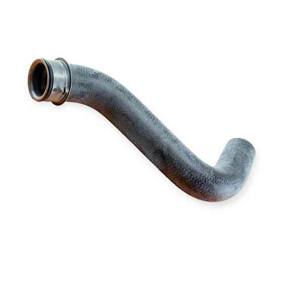 Патрубок Мерседес Бенз Sprer 06- OM651 верхний радиатора Мукачево