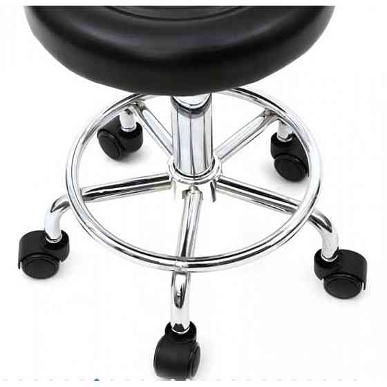 Стілець майстра косметолога круглий на коліщатках зі спинкою Bonro B-494 для салону краси Київ