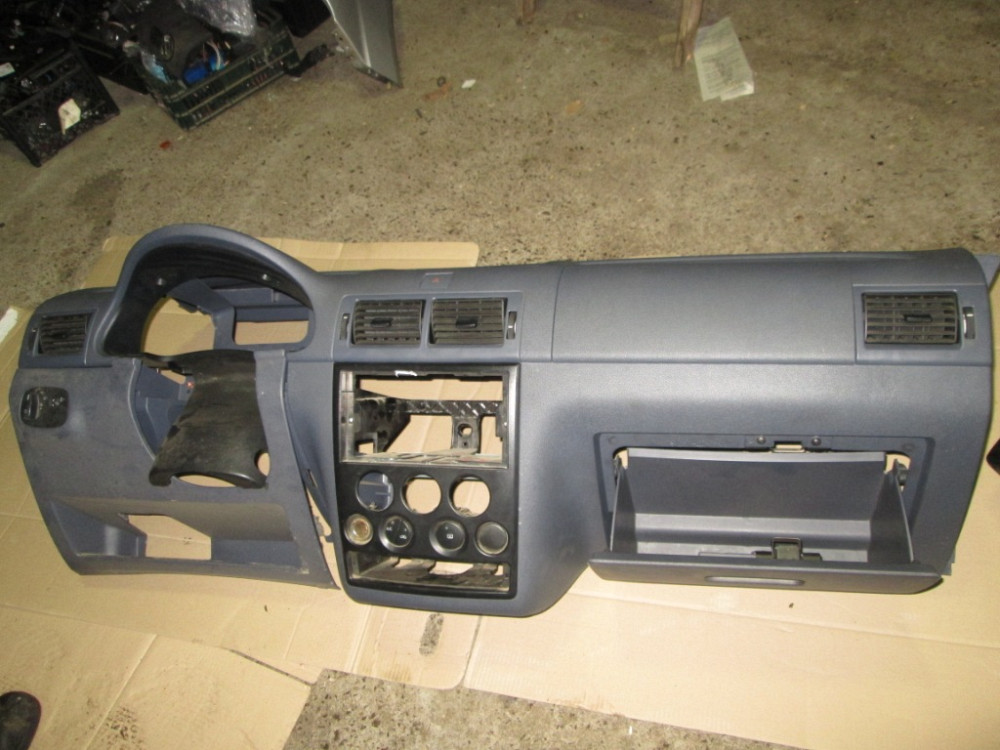 Панель салону передня (торпедо) Ford Connect Transit 2002-2009 Ковель - фото 3